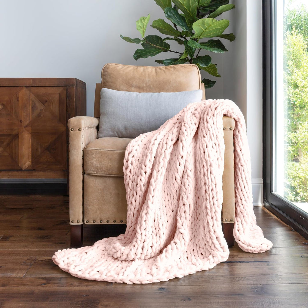 Beddings Oversized Chunky Knit Throw Blanket Acrylic Hypoallergenic - 47'' X 59'' Cozy Home Accent for Snuggling, Lounging, and Stylish Décor (Blush)