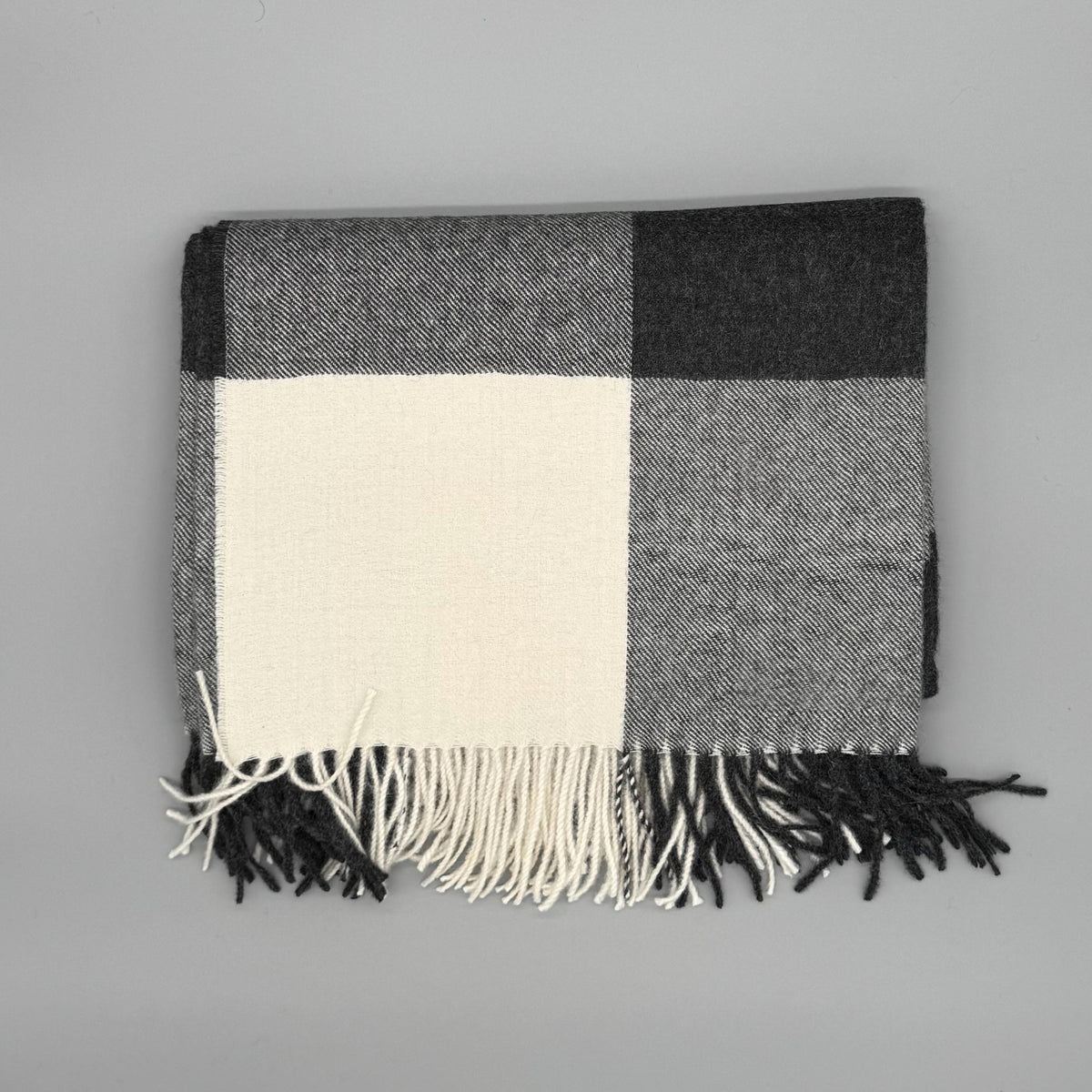 Alpaca Blanket – 100% Baby Alpaca Wool Throw, Soft and Warm Sofa Blanket, Luxury Sustainable Bedspread & Cozy Home Decor in Various Colors